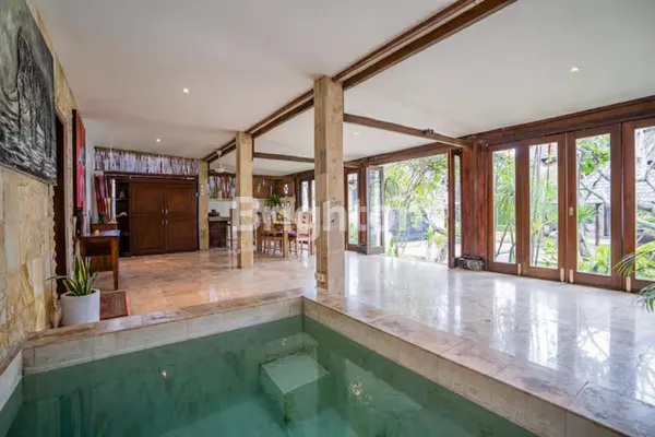 image BUC! VILLA 1 BEDROOM & PRIVATE POOL EKSKLUSIF DI LOKASI PREMIUM CANGGU BALI  (2)