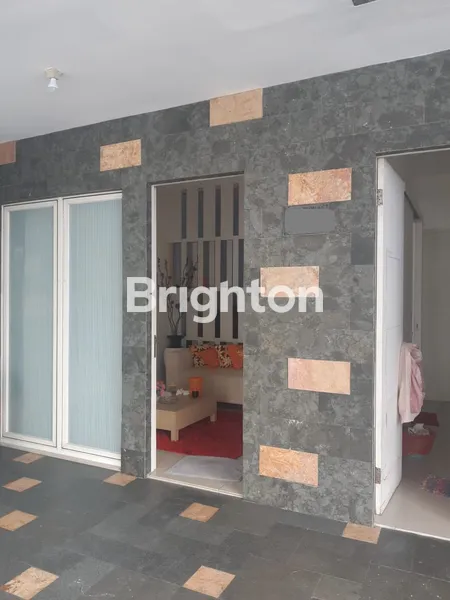 image RUMAH MURAH 2 LANTAI DI DIAMOND PARK JUANDA (3)