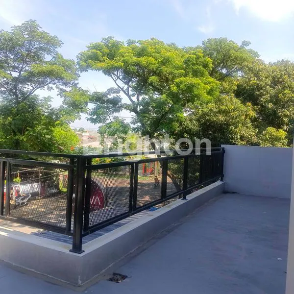 image TEMPAT USAHA SALON DAN COFFEE SHOP (7)