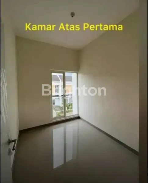 image RUMAH 2 LANTAI SHM DI SEDATI, ROW JALAN LUAS (2)