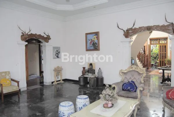 image RUMAH 2 LANTAI BATU MALANG JAWA TIMUR (3)