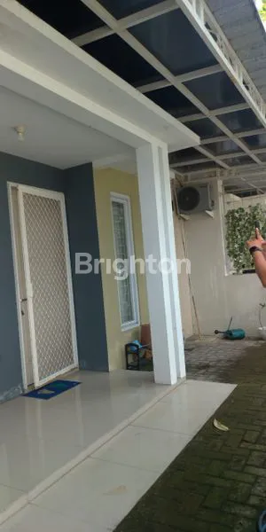 image RUMAH MEWAH 4 KT 2 KM DI MADIUN KOTA (3)