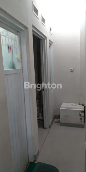 image RUMAH MEWAH 4 KT 2 KM DI MADIUN KOTA (6)