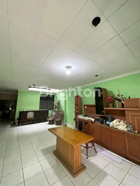 image RUMAH LUAS JALAN SINGOSARI  (4)
