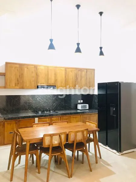 image VILLA 2 LANTAI FURNISHED DI MUNGGU (6)