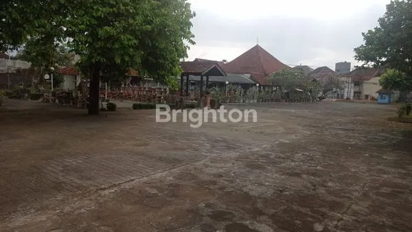 image TEMPAT USAHA LUAS DEKAT KOTA (4)