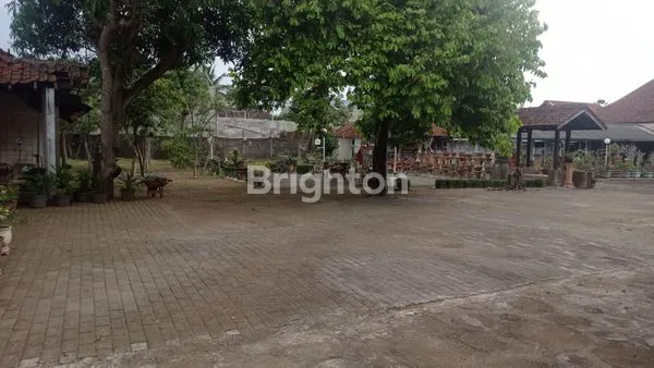 image TEMPAT USAHA LUAS DEKAT KOTA (3)