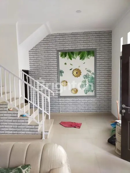 image RUMAH SIAP PAKAI DI BERANDA BALI SEMARANG (6)