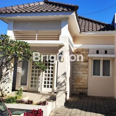 image RUMAH DESIGN MINIMALIS MODERN DI AREA DIENG ATAS MALANG (1)