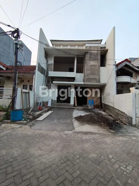 image RUMAH BARU 2 LANTAI DI PAKUWON CITY (1)