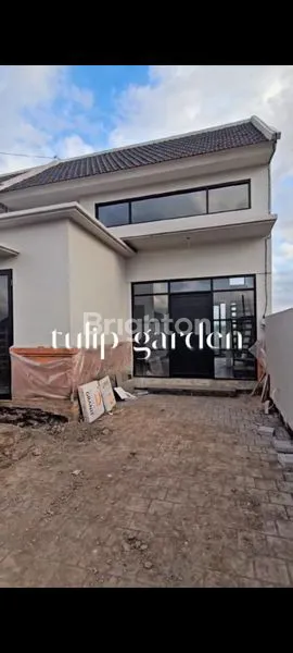 image HUNIAN NYAMAN 2 LANTAI LT 100M² DI KEDIRI TABANAN (2)