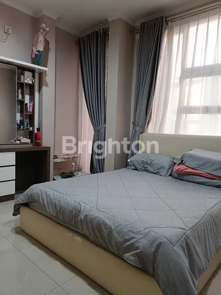image RUMAH 3 LANTAI LT 121M² DI DURI KEPA, JAKARTA BARAT (5)