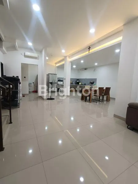 image RUMAH 3 LANTAI LT 121M² DI DURI KEPA, JAKARTA BARAT (2)