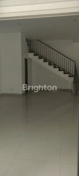 image RUKO 2 LANTAI DI JALAN DEWI SRI (5)