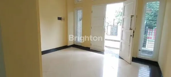 image RUMAH BARU MODERN MURAH DI KOTA BEKASI MARGAHAYU RAWA SEMUT DEKAT TOL TIMUR (5)