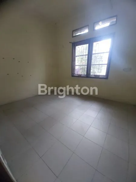 image HUNIAN STRATEGIS DI SIDOARJO LT 180M² (5)