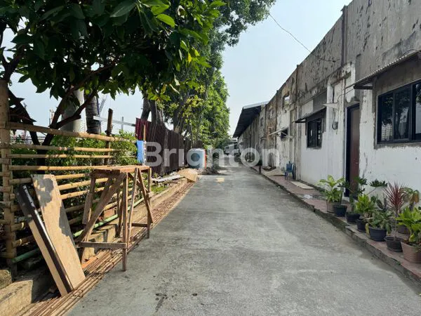 image DIJUAL GUDANG DI JALAN DAAN MOGOT KEBON BESAR - TANGERANG (1)