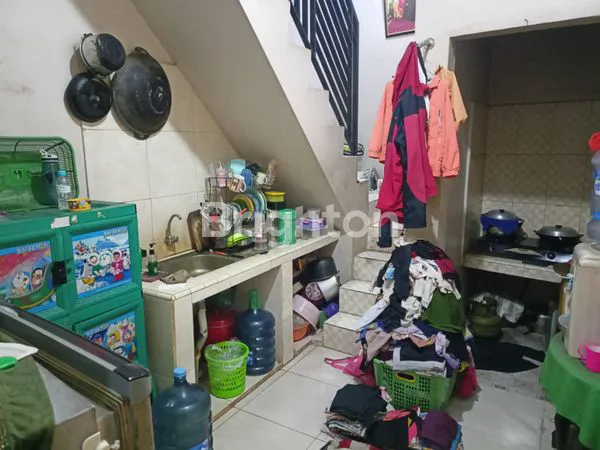 image DI JUAL RUMAH PINGGIR JALAN RAYA, DEKAT PINTU TOL TANAH TINGGI, TANGERANG  (8)