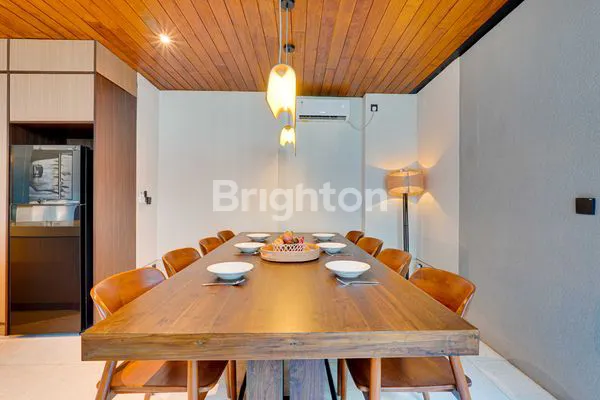 image JONG VILLA – MODERN LUXURY MEETS BALINESE SERENITY (3)