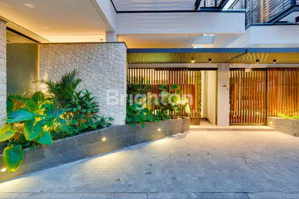 image JONG VILLA – MODERN LUXURY MEETS BALINESE SERENITY (8)