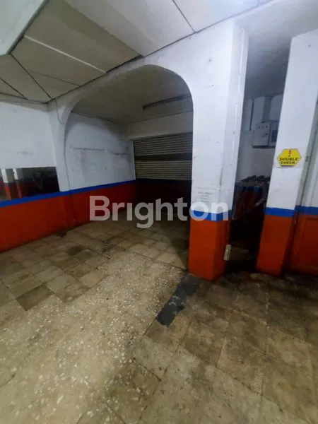 image RUANG USAHA MOH TOHA MANINROAD LT180 (2)