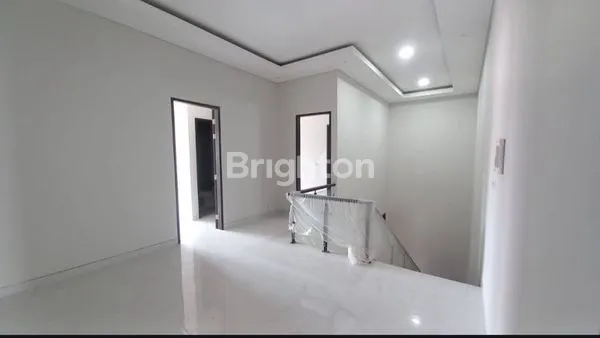 image RUMAH MEWAH FULLERTON CITRALAND LT 210 (4)