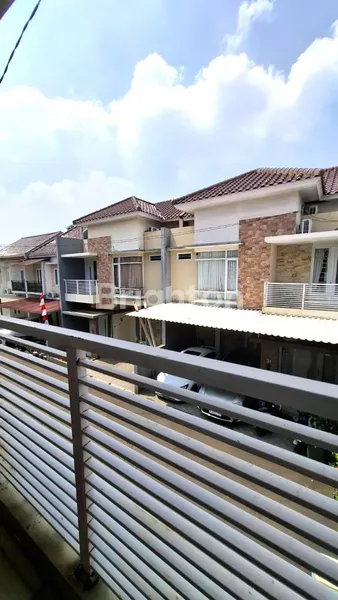 image RUMAH MODERN CLUSTER JAKSEL LT 100 LB 150, SHM (3)