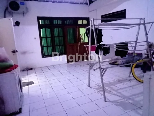 image RUMAH SURABAYA TENGAH DEKAT UNAIR (6)