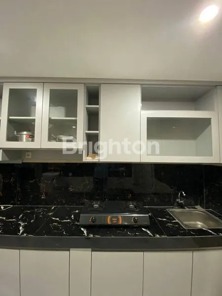 image RUMAH CANTIK 2 LANTAI, 5 BEDROOM, FULLY FURNISHED, SIAP HUNI - BERSIH, RAPI, NYAMAN DAN SANGAT TERAWAT DI PEGUYANGAN DENPASAR UTARA, HANYA 10 MENIT KE MAL LIVING  WORLD. (8)
