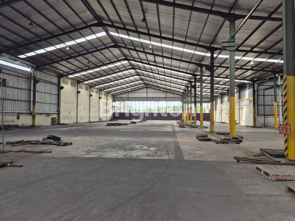image DIJUAL GUDANG STRATEGIS DI JALAN RAYA TRANSYOGI CIBUBUR -CILEUNGSI. (1)