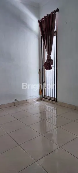 image RUMAH REGENCY CLUSTER DE VALLEY (8)