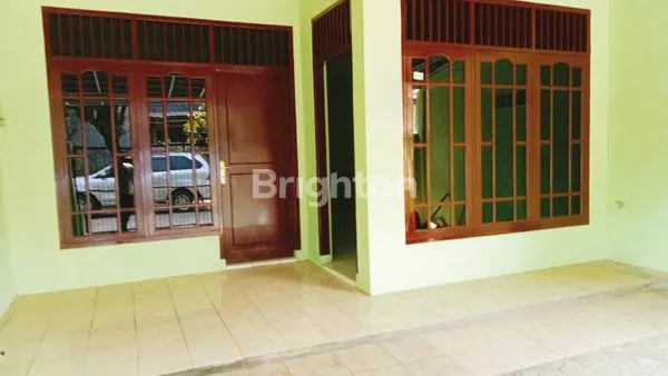 image RUMAH SIAP HUNI SANGAT STRATEGIS DI BEKASI (1)