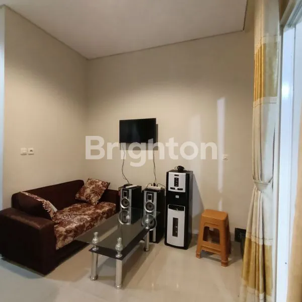 image VILLA 3 LANTAI DENGAN KOLAM RENANG, HANYA 5 MENIT DARI ALUN-ALUN KOTA BATU! (3)