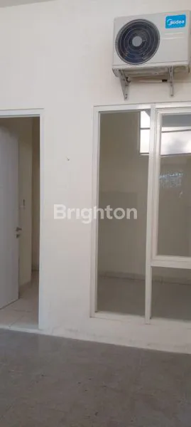 image RUMAH BARU 2 LANTAI DEKAT KAMPUS UNIMUS & UNDIP DI SIRANDA VIEW (7)