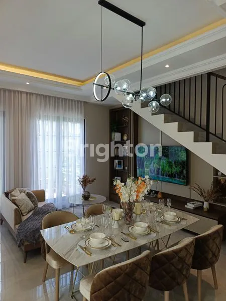 image RUMAH MEWAH 4+1 KT DI KERAMASAN KERTAPATI (4)