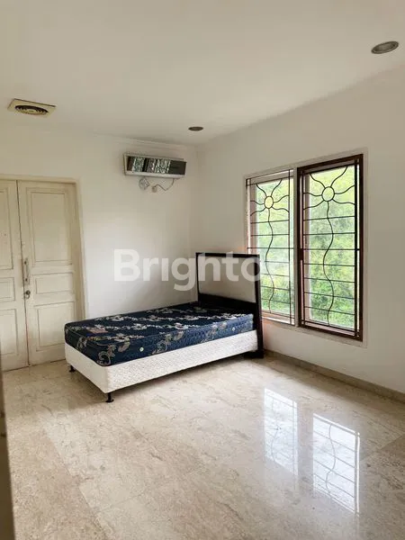 image RUMAH FURNISHED SIAP HUNI PONDOK INDAH, JAKARTA SELATAN (7)