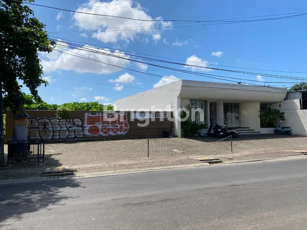 OVER KONTRAK 23 TAHUN TANAH 6 ARE PLUS BANGUNAN SALON GUNUNG SALAK KEROBOKAN