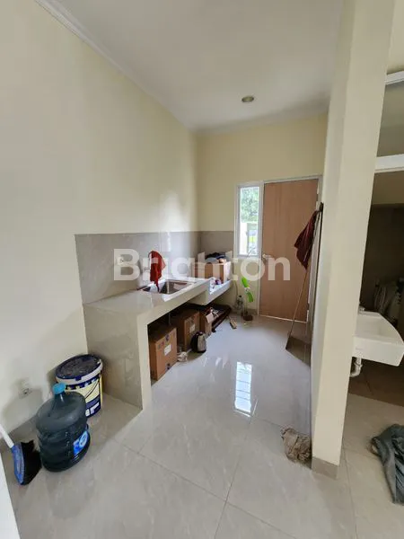 image RUMAH BARU 2 LANTAI POSISI HOOK DI DEPAN TAMAN SEKTOR GADING SERPONG (3)