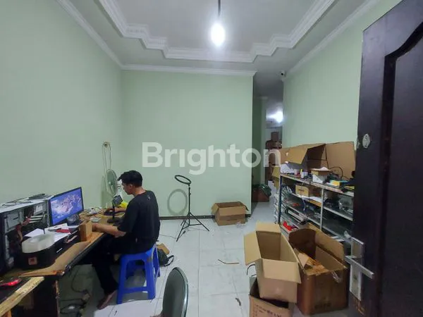 image RUMAH DI PLOSO TIMUR (8)