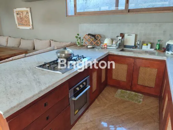 image VILLA MEWAH DENGAN PEMANDANGAN SAWAH LOKASI TIBUBENENG CANGGU (4)