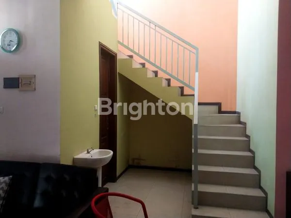 image SIAP HUNI DAN SEMI FURNISH, SEWA RUMAH 2 LANTAI GALAXY BUMI PERMAI TAHAP 2 MERR, SUKOLILO SEMOLOWARU SURABAYA TIMUR (3)