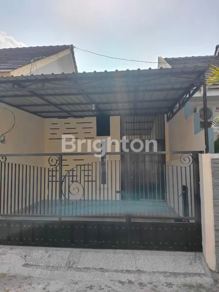 image RUMAH MODERN 1 LANTAI DI KOTA KEDIRI\N (2)