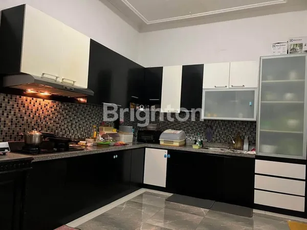 image RUMAH NGINDEN INTAN BARAT HOOK SIAP HUNI (7)