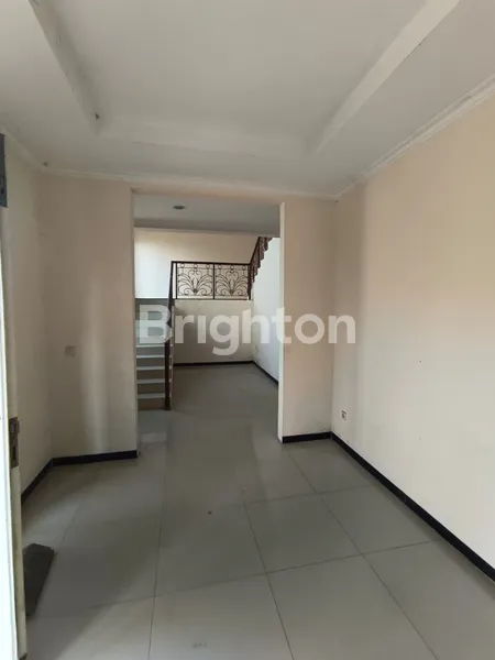 image RUMAH MEWAH 3 LANTAI...@ EZPERANSA SMG (4)