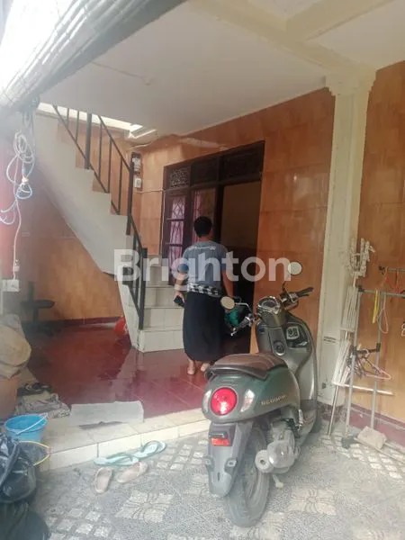 image RUMAH 3 KT DI TAMAN GRIYA JIMBARAN (4)