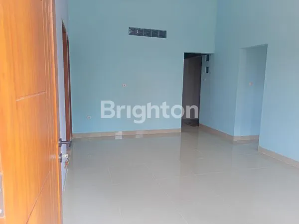 image DIJUAL RUMAH NYAMAN DI PLESUNGAN (6)