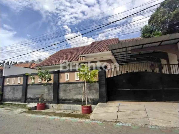 image RUMAH KUTISARI SIAP HUNI LOKASI STRATEGIS DEKAT PETRA (1)