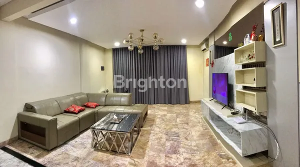 image RUKO 3,5 LANTAI DI PASAR BARU, JAKARTA PUSAT, ROW JALAN MUAT 2 MOBIL, LEBAR 8 METER (1)