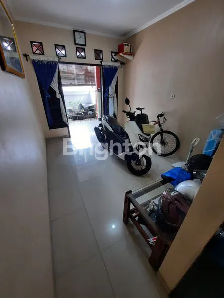 image RUMAH 2 LANTAI 4KT STRATEGIS PONDOK AREN (2)