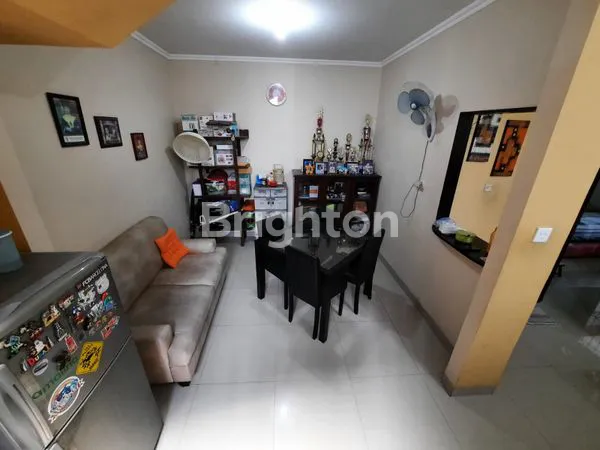 image RUMAH 2 LANTAI 4KT STRATEGIS PONDOK AREN (3)